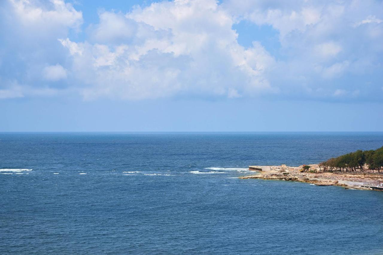 Sheraton Montazah Hotel Alexandria Exterior photo The sea at the southern end of the island
